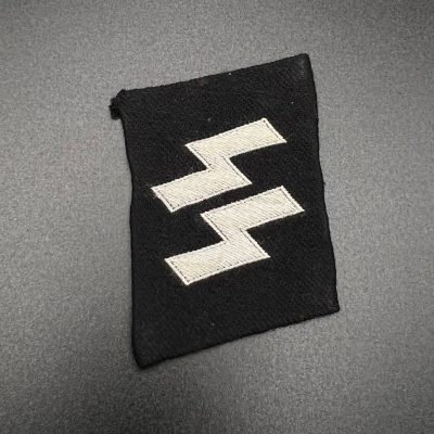 Waffen-SS Runic collar tab