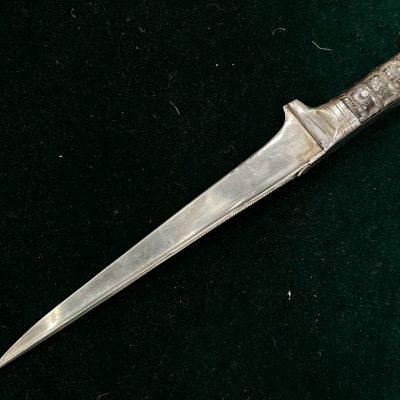 Pesh-kabz, Afghanistan. Late 19th – early 20th century.