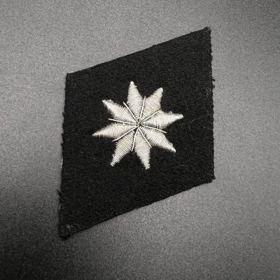 A Sleeve Diamond for Administrative Officers