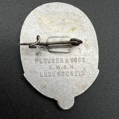 German “Day of Labour 1935” Commemorative Badge (Tag der Arbeit 1935), Pleuger & Voss, Lüdenscheid