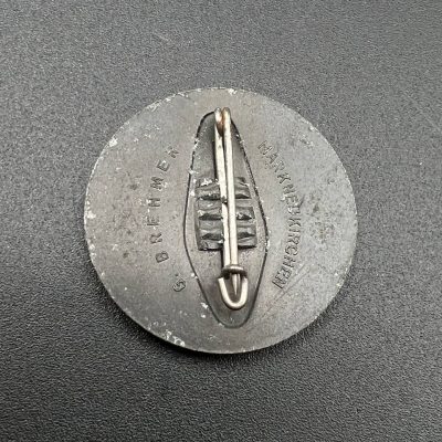German “Day of Labour” Badge, May 1st 1937 (Tag der Arbeit 1937), G. Brehmer, Markneukirchen