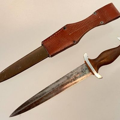 NPEA dagger for students/graduates of the National Political Education Institute (NPEA) Naumburg.