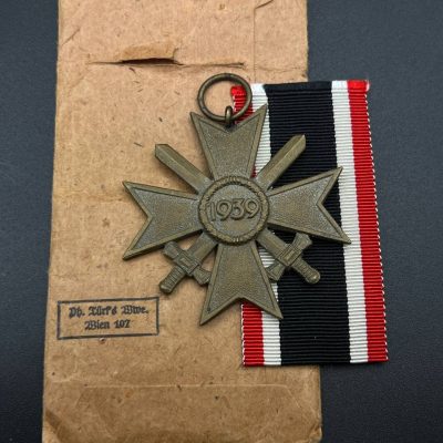 War Merit Cross 2nd Class with Swords, with original maker’s packet Ph. Aurich, Vienna 107.