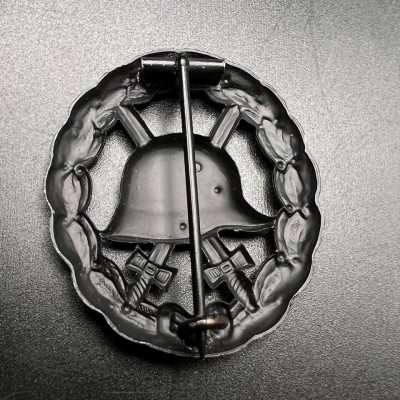 Wound Badge in Black, 1939 Pattern, cut-out type