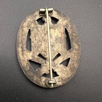 General Assault Badge