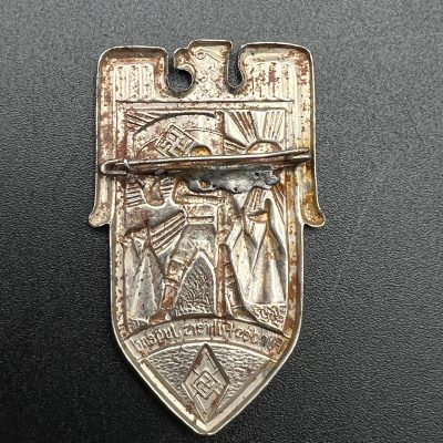 Hitler Youth tinnie. Repaired