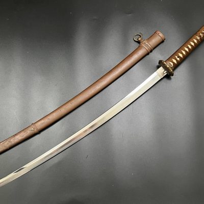 Japanese Army Officer Sword Shin-Guntō with Family Mon