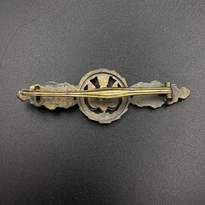 Front Flying Clasp for Fighter-Bombers in Gold