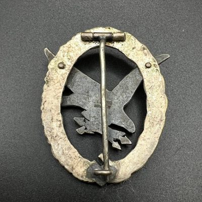 Luftwaffe Air Gunner Badge with Lightning Bolts – Juncker