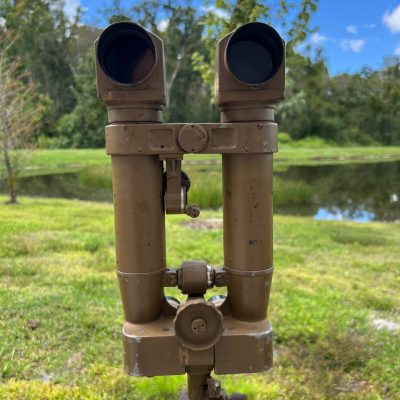 Imperial Japanese Army WWII 8×6.2° Artillery Stereoscopic Observation Binoculars — Serial No. 4021 — Complete Set with Brass Tripod, Metal Transport Case & Canvas Tripod Carrier No. 1902
