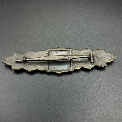Close Combat Clasp in Bronze – C.E.Juncker
