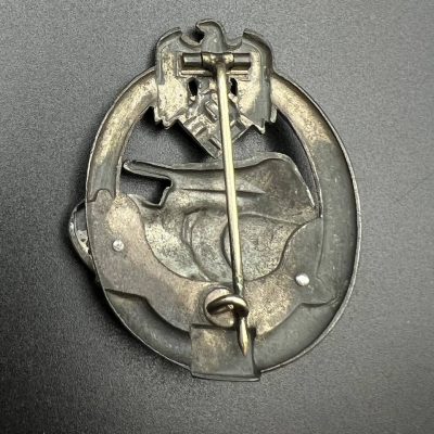 Panzer Assault Badge in Silver with Engagement Number “25” – C.E. Juncker