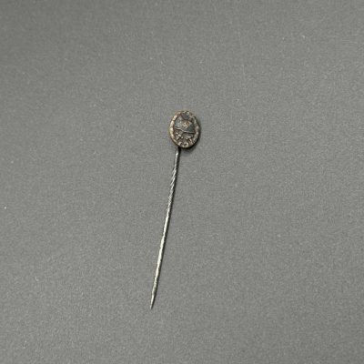 Wound Badge in Black, Miniature Stickpin
