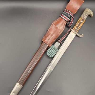 POLICE BAYONET Third Reich period emblem, upgraded from the Weimar-era design. [Carl Eickhorn]. (Matching numbers)