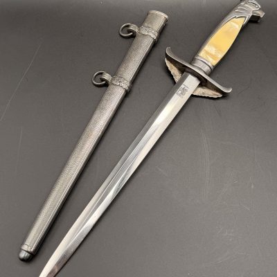 Government Official’s Dagger Model 1938 [Carl Eickhorn].