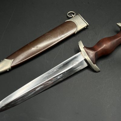 SA Service Dagger (Early type). [Edward Wusthof]. Manufacturer’s stamp.