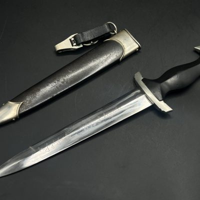 SS Dagger, Model 1933. (with a dedication from Heinrich Himmler). [Carl Eickhorn].