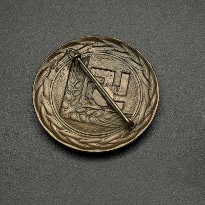 Arbeitsmaid RAD badge.